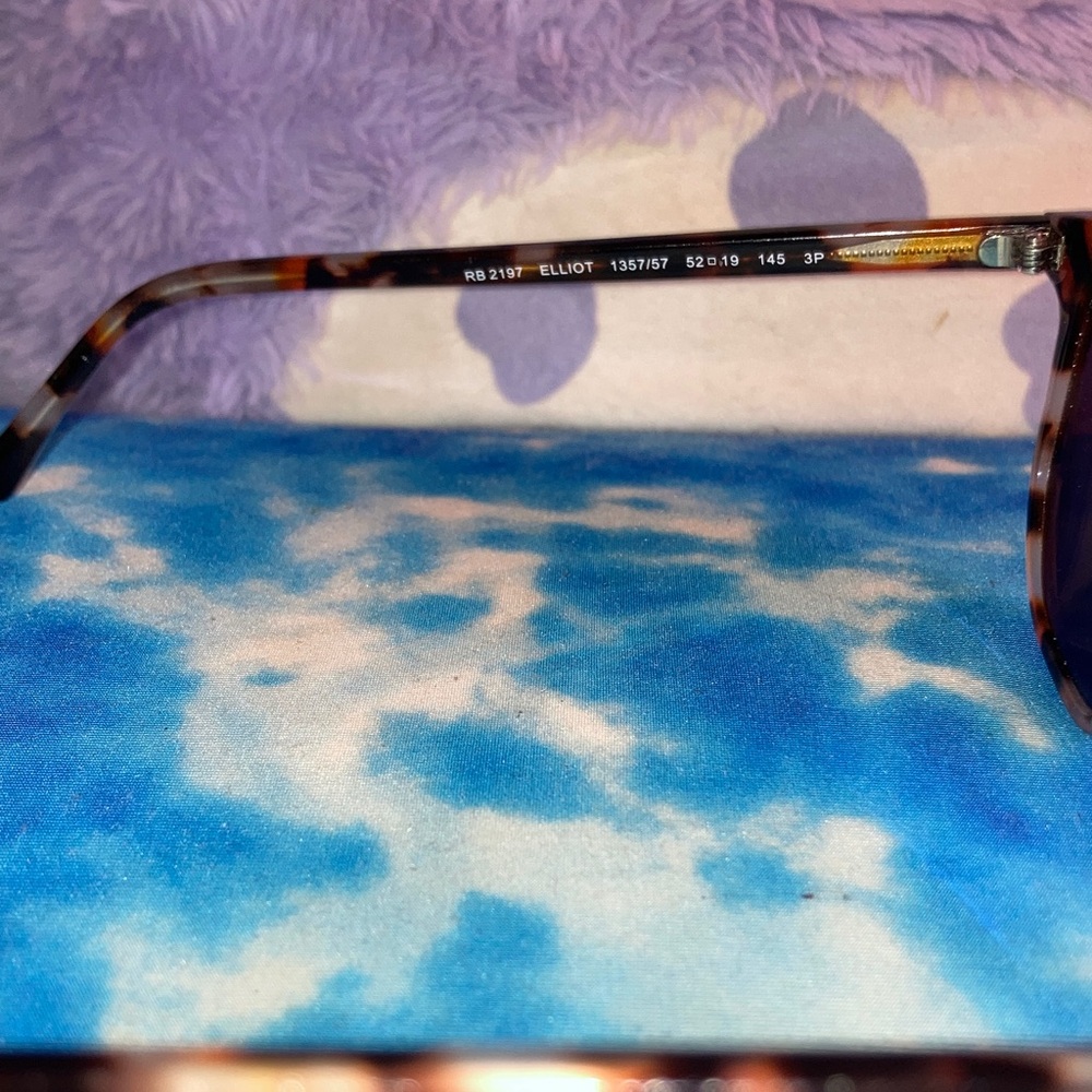 Ray-Ban Tortoise Shell Sunglasses - Picture 4 of 5